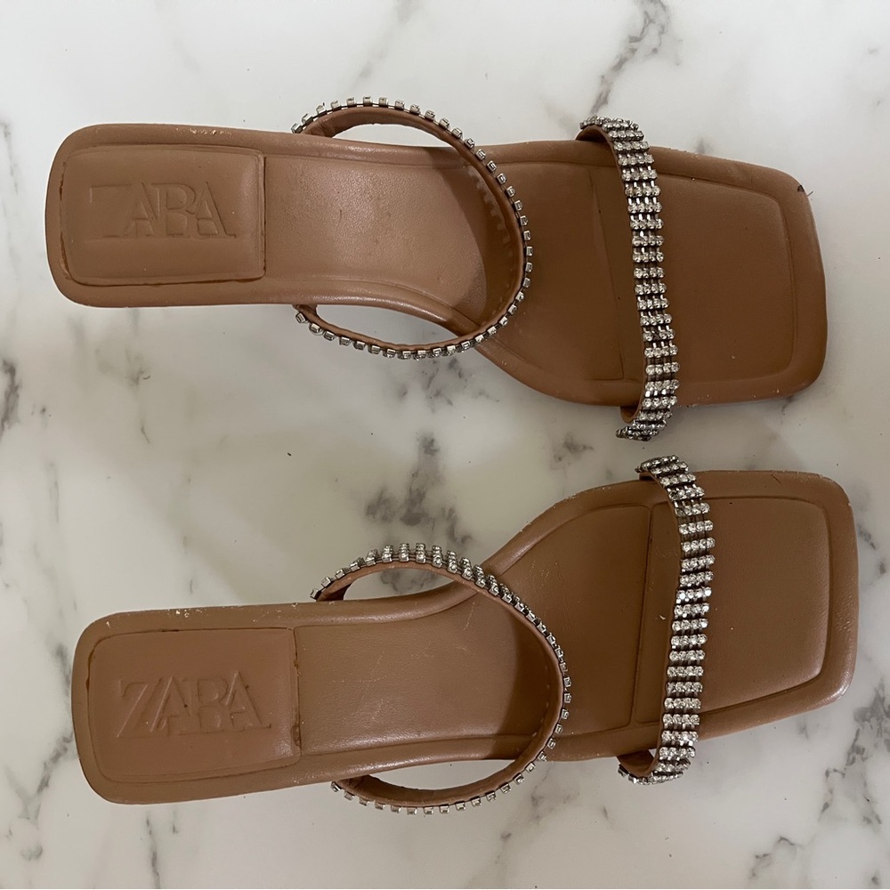Zara Minimalist Sandals with Crystal Embellishments